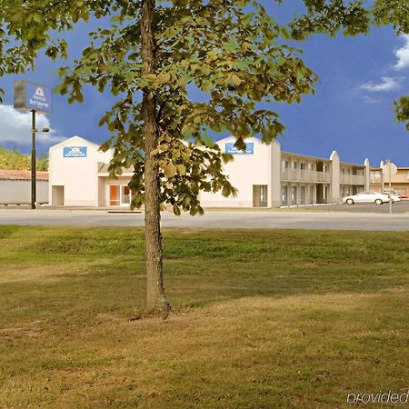 Econo Lodge Metropolis Zewnętrze zdjęcie