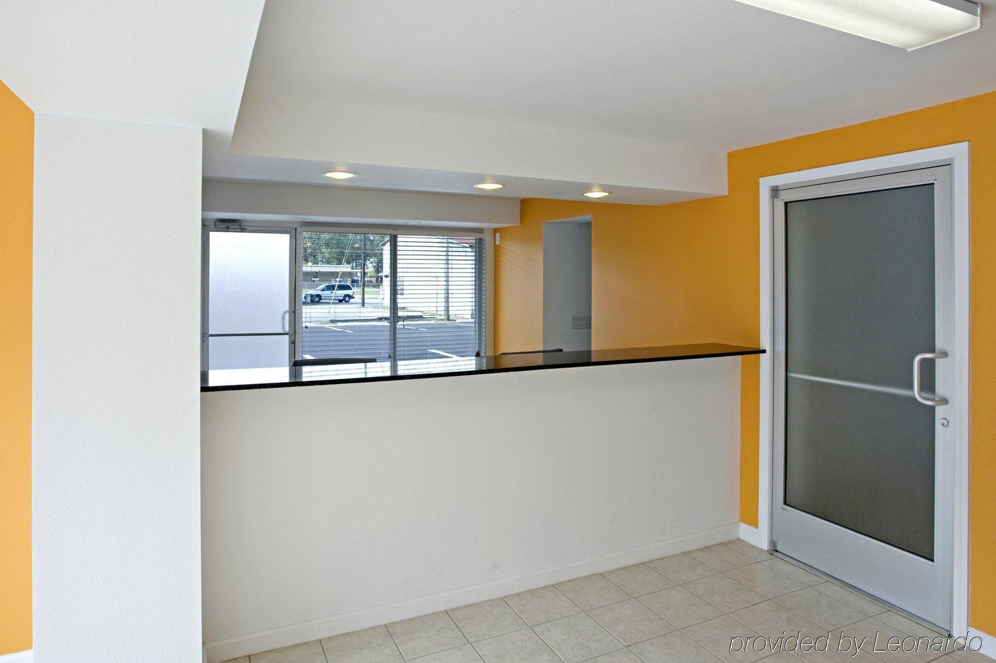 Econo Lodge Metropolis Wnętrze zdjęcie